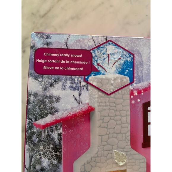 NIB Bratz Pink Winter Dream Cabin - Picture 2 of 10